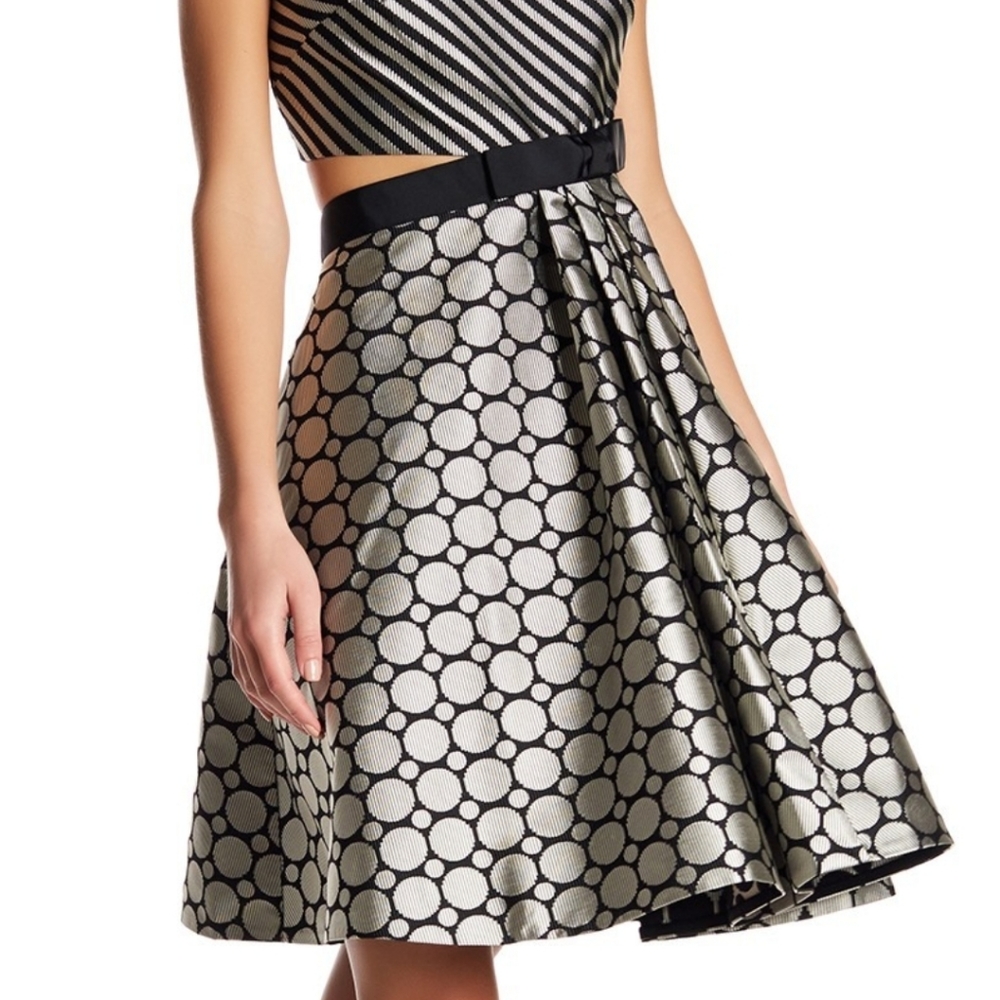 🍒NWT🍒 TED BAKER CUT OUT COCKTAIL DRESS - Picture 8 of 8